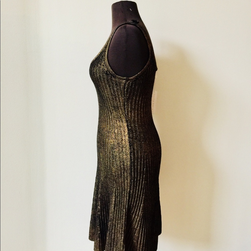 ❗️SOLD Trina Turk Metallic Wool Knit Dres NWT $348 - Picture 4 of 8